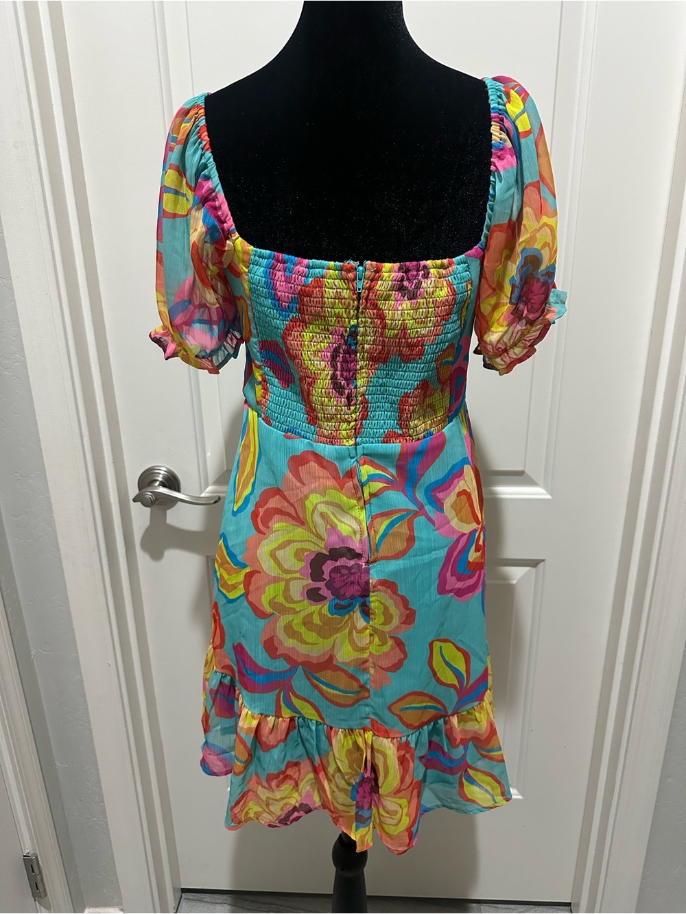 Gianni Bini Turquoise Multi Floral Puff-Sleeve Mini Dress Bundle! - Picture 4 of 11
